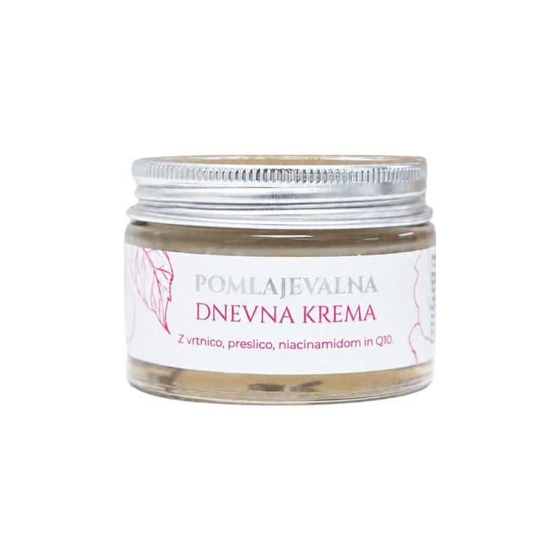 Cvetka fiatalító nappali arckrém rózsával (50 ml)